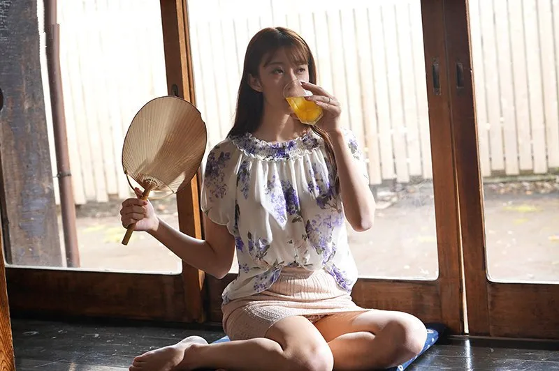 Mùa hè buồn chán ở quê trả bài bà xã nhà sát bên thiếu thốn vì lấy chồng già